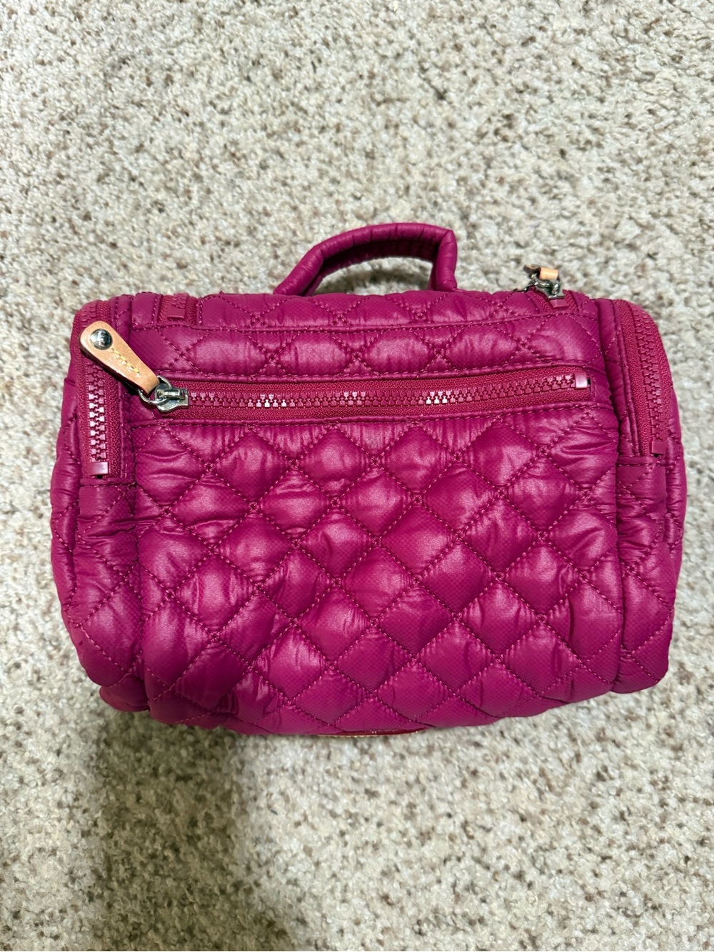 MZ WALLACE Hanging toiletry bag in Raspberry - RARE - Picture 2 of 4